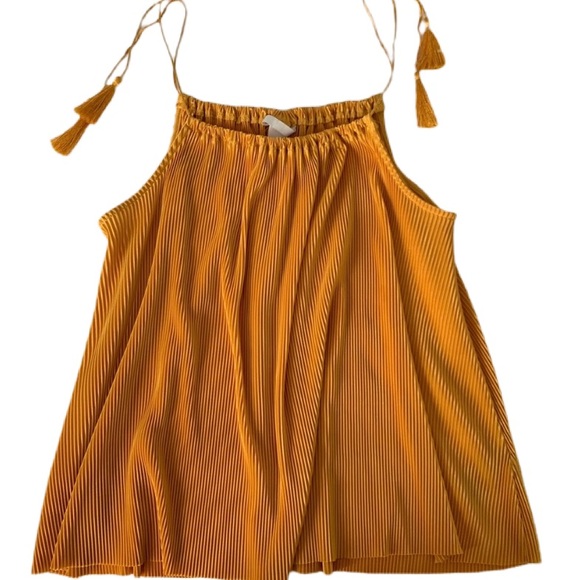 h&m mustard yellow flowy top with straps - Picture 1 of 7